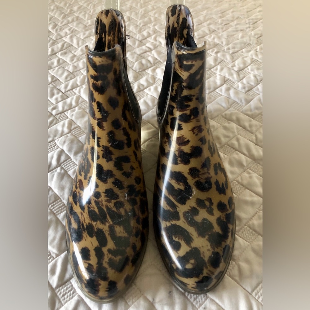 Never Worn J Crew Chelsea Cheetah Rain Boots